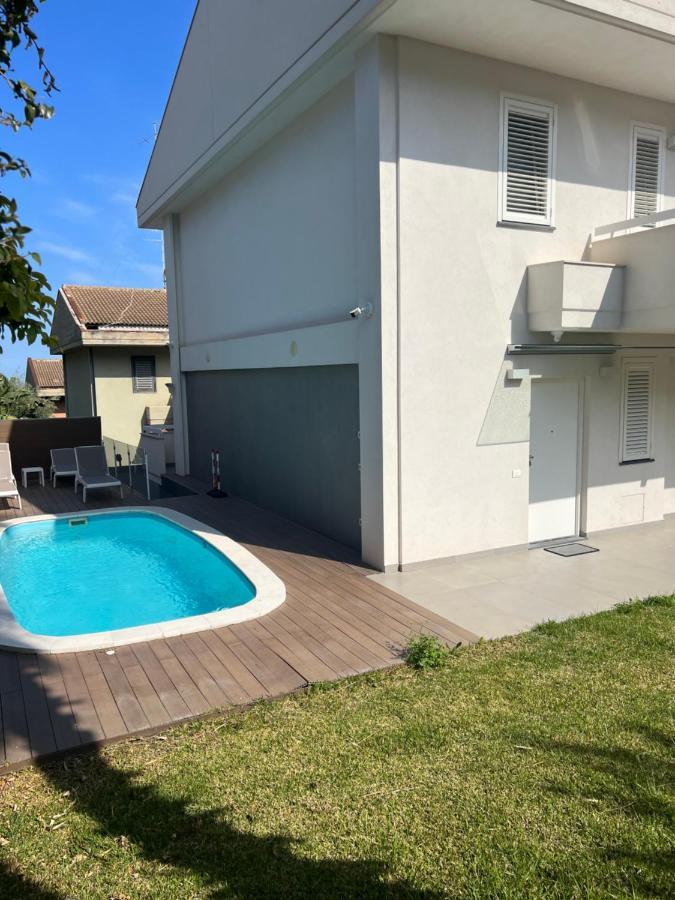 Villa White House Aci Catena Esterno foto